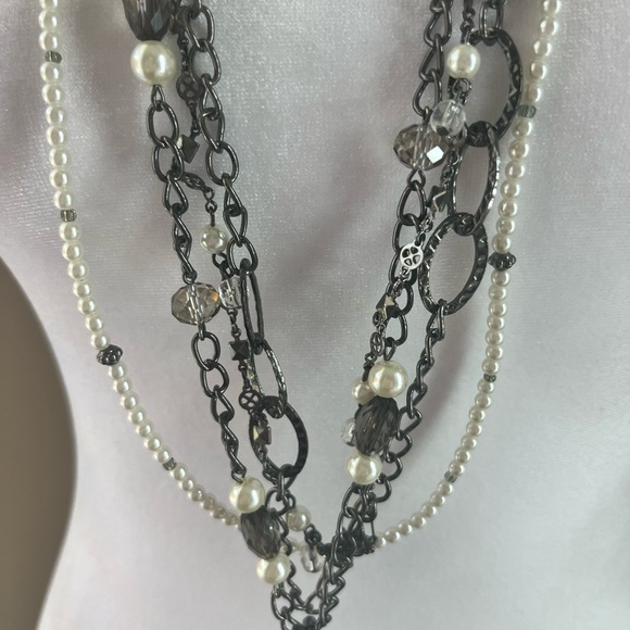 Long necklace - Picture 3 of 3